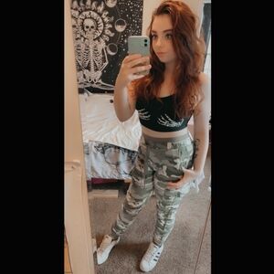 Meet your Posher, Livvy